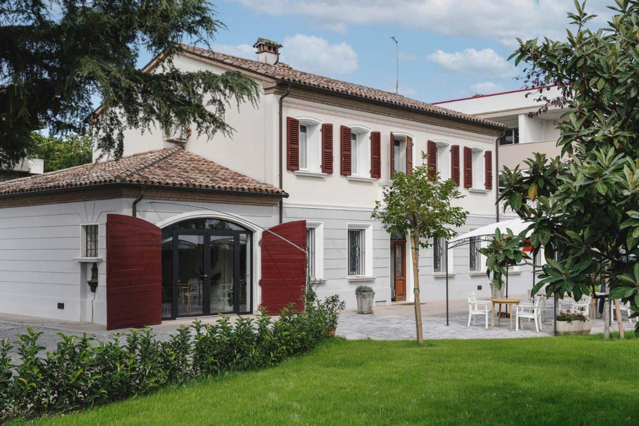 B&B Villa Ebe Сантарканджело-ді-Романья Екстер'єр фото